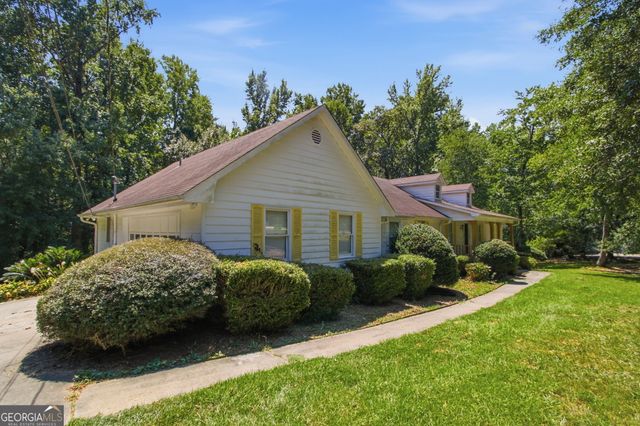 226 David Larsen Drive, Stockbridge, GA 30281