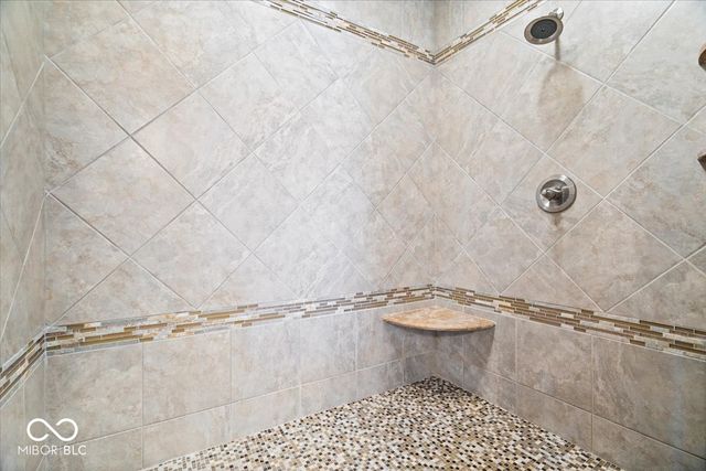 16540 Shore Oaks Court, Noblesville, IN 46060