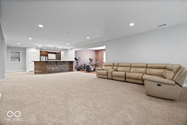 16540 Shore Oaks Court, Noblesville, IN 46060