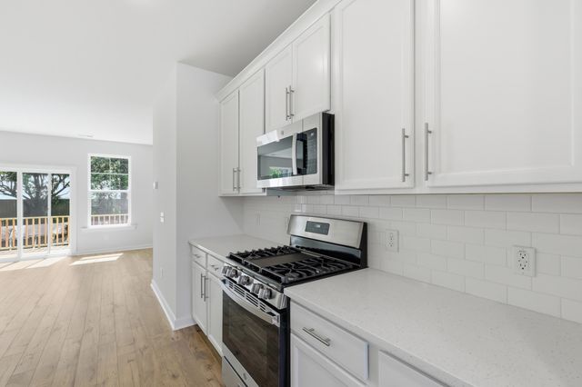 132 Fernbank Road Court, Johns Island, SC 29455