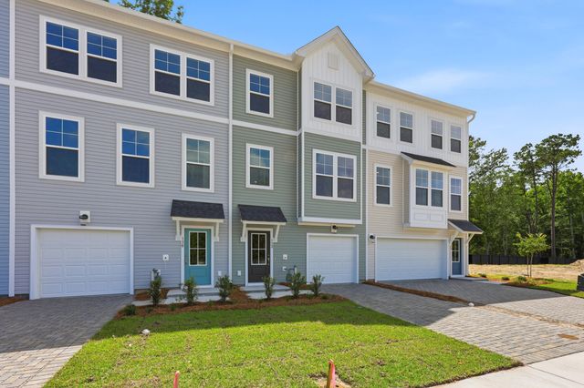 132 Fernbank Road Court, Johns Island, SC 29455