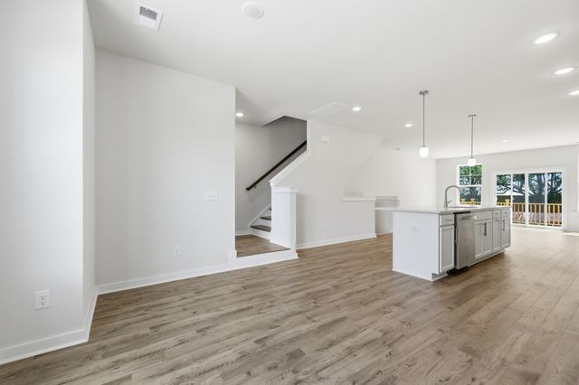 132 Fernbank Road Court, Johns Island, SC 29455