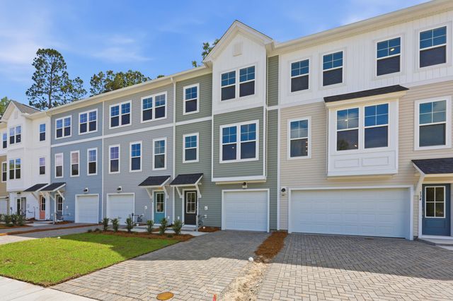 132 Fernbank Road Court, Johns Island, SC 29455