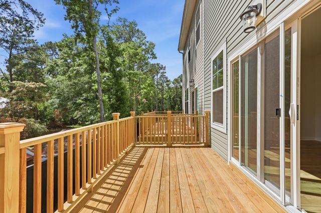 132 Fernbank Road Court, Johns Island, SC 29455