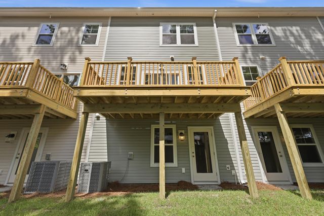 132 Fernbank Road Court, Johns Island, SC 29455