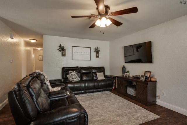 4827 ANGELINA AVENUE, Wichita Falls, TX 76308