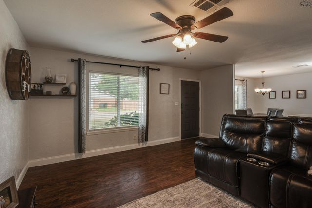 4827 ANGELINA AVENUE, Wichita Falls, TX 76308