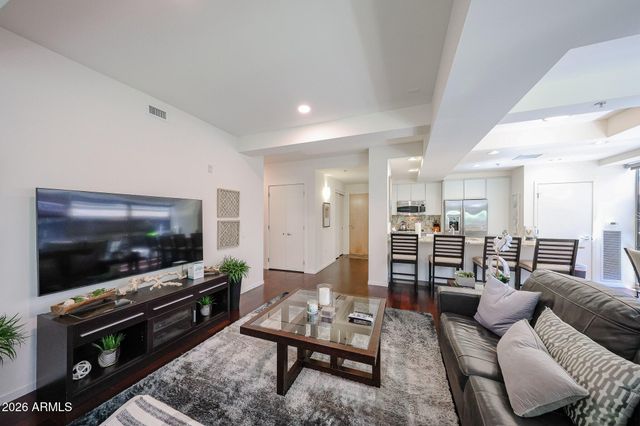 7121 E RANCHO VISTA Drive 3001, Scottsdale, AZ 85251