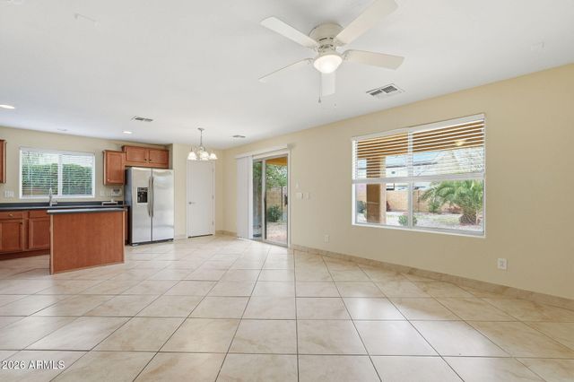 4738 W JUNIPER Avenue, Coolidge, AZ 85128