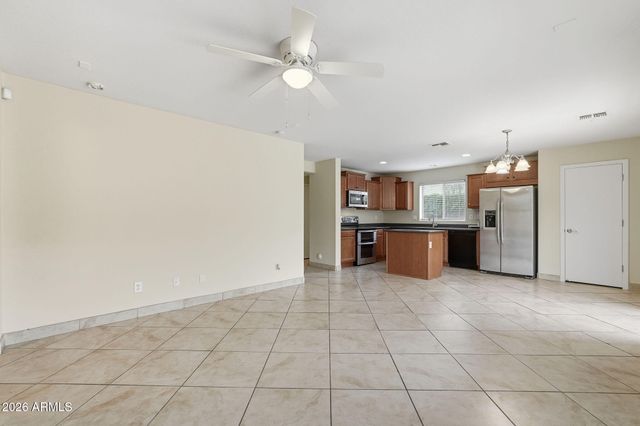 4738 W JUNIPER Avenue, Coolidge, AZ 85128