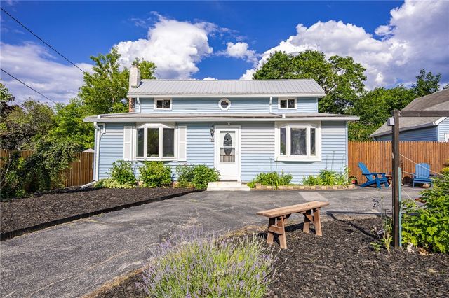 60 Marwood Road, Greece, NY 14616