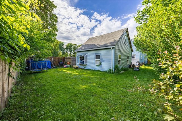 60 Marwood Road, Greece, NY 14616