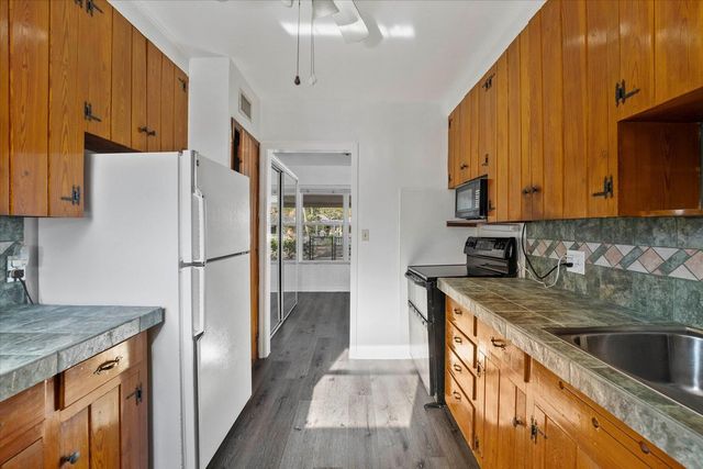 101 S Colorado Avenue, Stuart, FL 34994