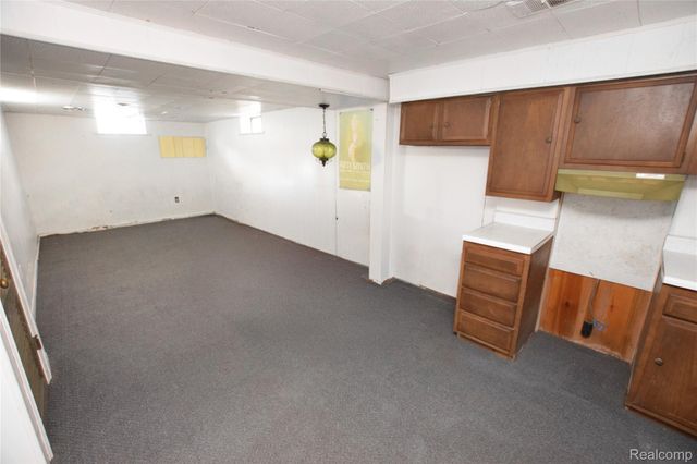 420 Burroughs Avenue, Flint, MI 48507
