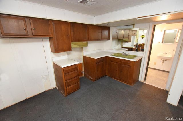 420 Burroughs Avenue, Flint, MI 48507