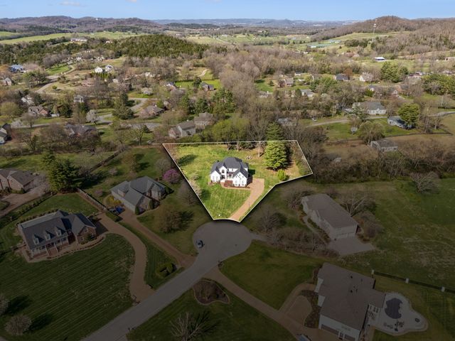 1608 Masters Ct, Franklin, TN 37064