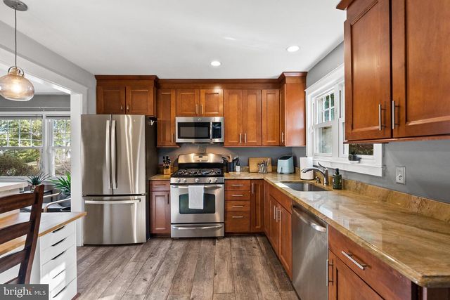 2001 PAUL SPRING PKWY, Alexandria, VA 22308