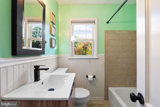 2001 PAUL SPRING PKWY, Alexandria, VA 22308