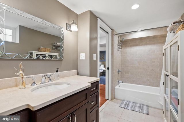 2001 PAUL SPRING PKWY, Alexandria, VA 22308