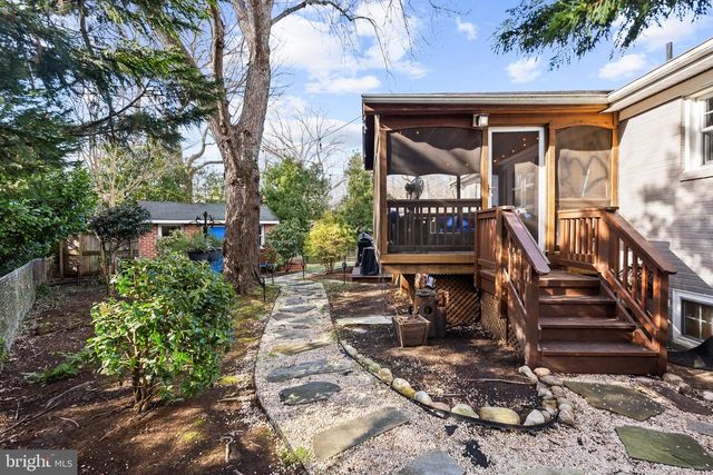 2001 PAUL SPRING PKWY, Alexandria, VA 22308