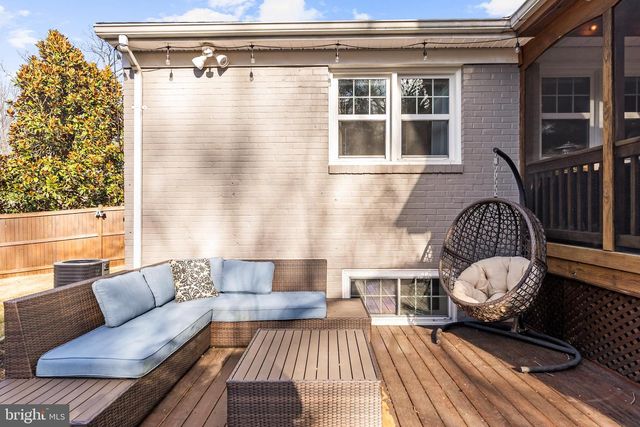 2001 PAUL SPRING PKWY, Alexandria, VA 22308
