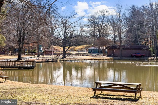 2001 PAUL SPRING PKWY, Alexandria, VA 22308