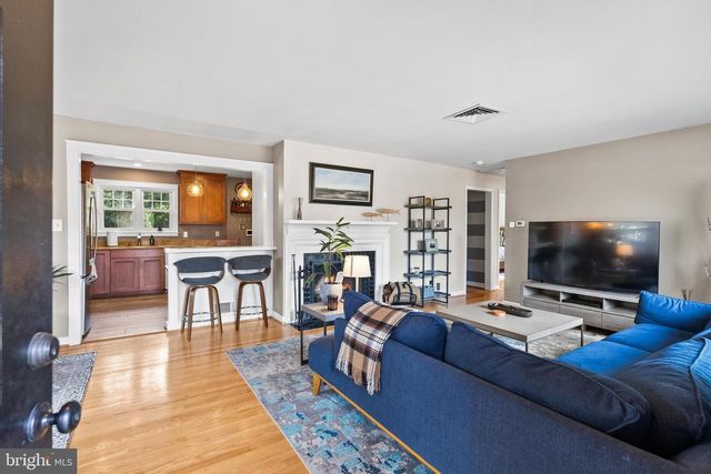 2001 PAUL SPRING PKWY, Alexandria, VA 22308