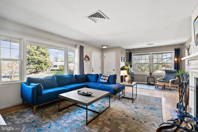 2001 PAUL SPRING PKWY, Alexandria, VA 22308