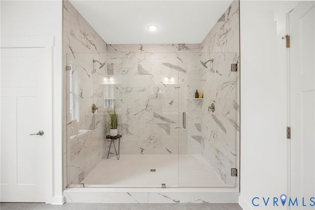 11400 Pinifer Park Ct, Midlothian, VA 23113
