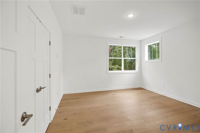 11400 Pinifer Park Ct, Midlothian, VA 23113