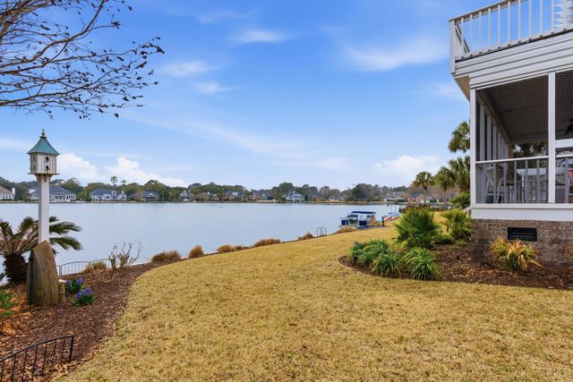 1313 Overcreek Court, Mount Pleasant, SC 29464