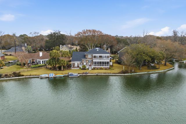 1313 Overcreek Court, Mount Pleasant, SC 29464