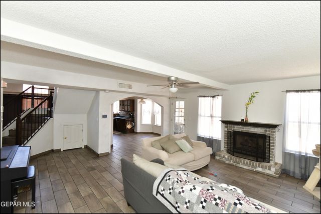 11040 GOLDEN POND Drive, El Paso, TX 79934