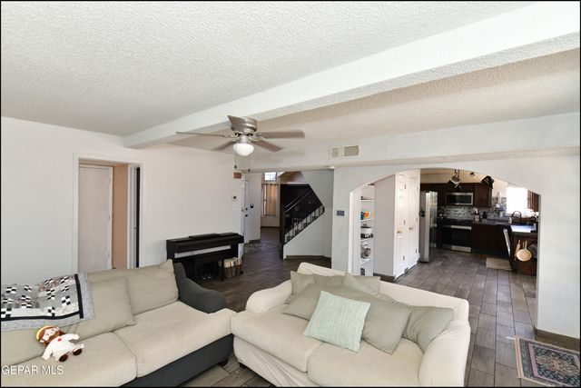 11040 GOLDEN POND Drive, El Paso, TX 79934