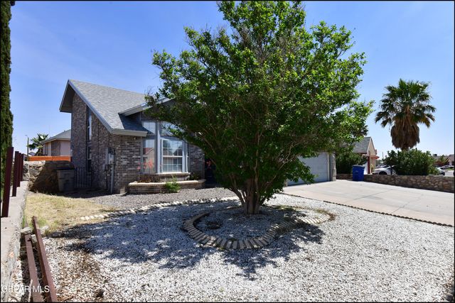 11040 GOLDEN POND Drive, El Paso, TX 79934