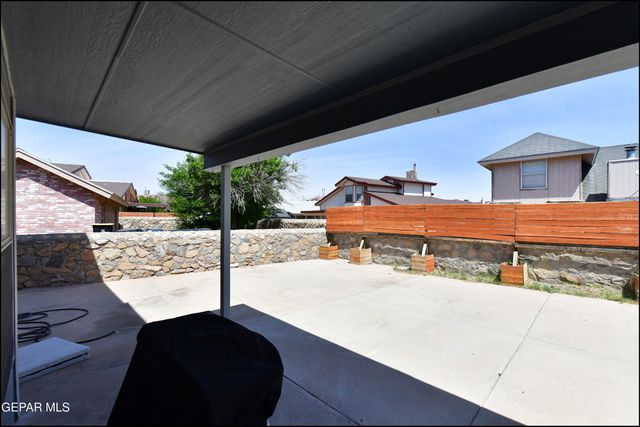 11040 GOLDEN POND Drive, El Paso, TX 79934