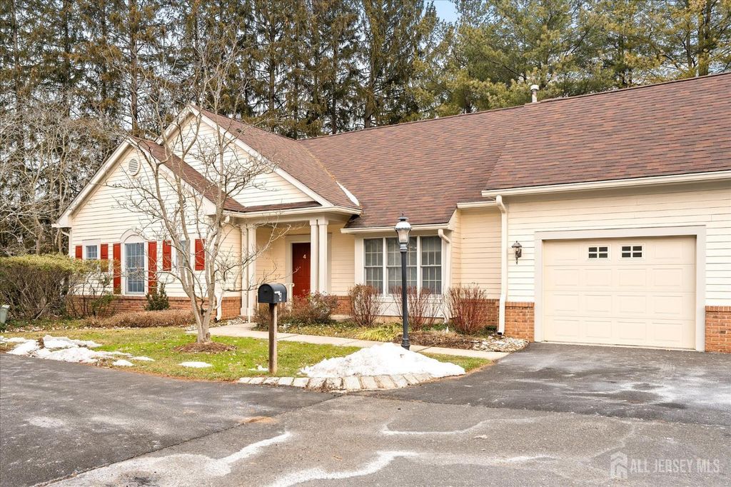 4 Douglas Fir Court, Plainsboro, NJ 08540