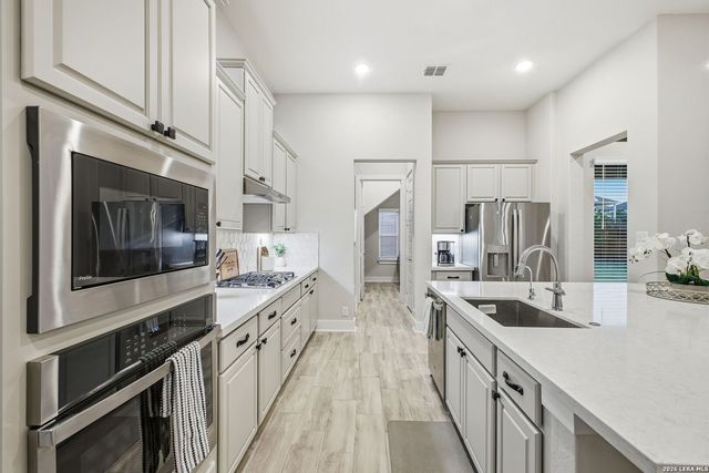 24718 Resort Pkwy, San Antonio, TX 78261