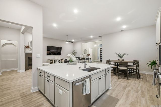 24718 Resort Pkwy, San Antonio, TX 78261