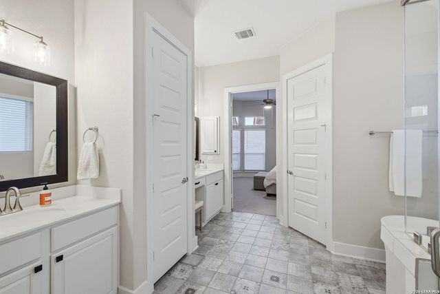 24718 Resort Pkwy, San Antonio, TX 78261