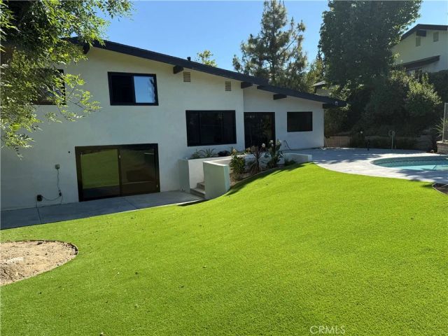 22938 Paul Revere, Calabasas, CA 91302