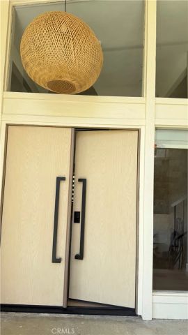22938 Paul Revere, Calabasas, CA 91302
