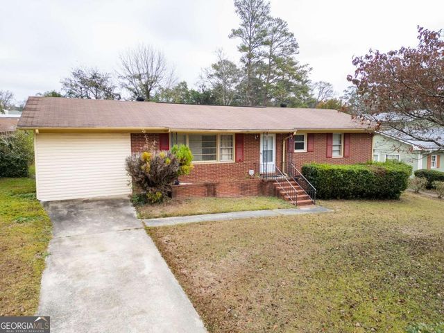 2721 Kensington Place, Macon, GA 31211