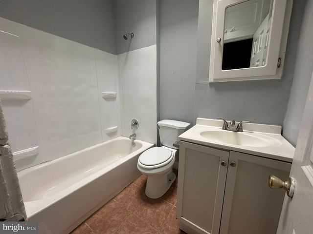 2806 VIOLET AVE, Baltimore, MD 21215