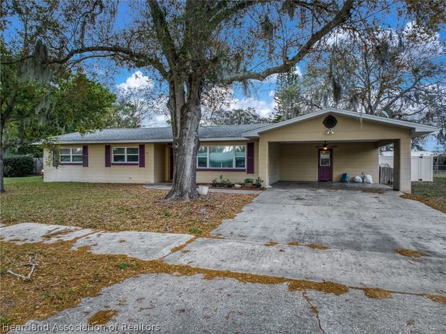 1530 Lagrange Avenue, Sebring, FL 33870