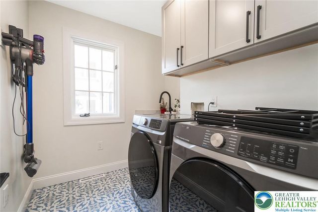 4359 Farmington Circle, Allentown City, PA 18104