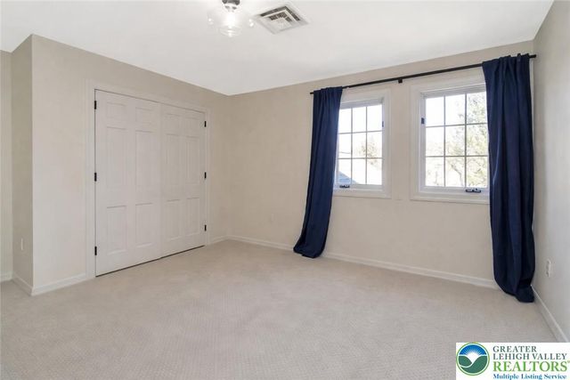 4359 Farmington Circle, Allentown City, PA 18104
