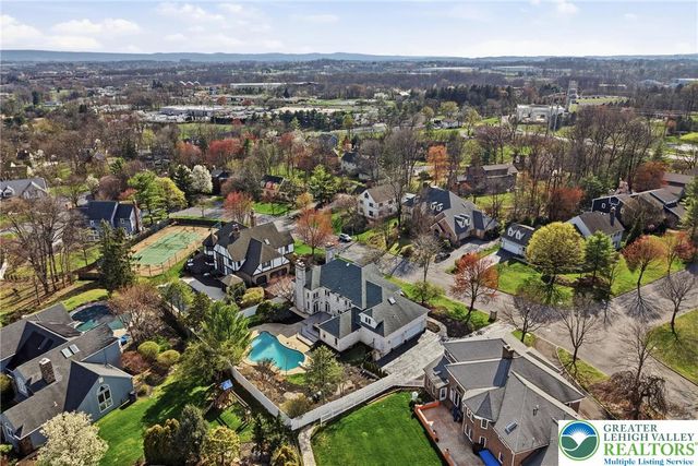 4359 Farmington Circle, Allentown City, PA 18104