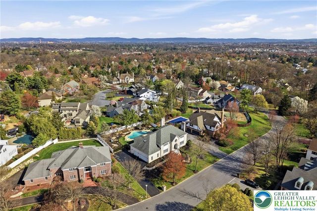 4359 Farmington Circle, Allentown City, PA 18104