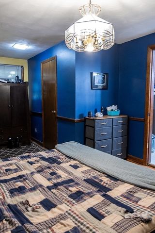 74 Gates Ave, East Longmeadow, MA 01028